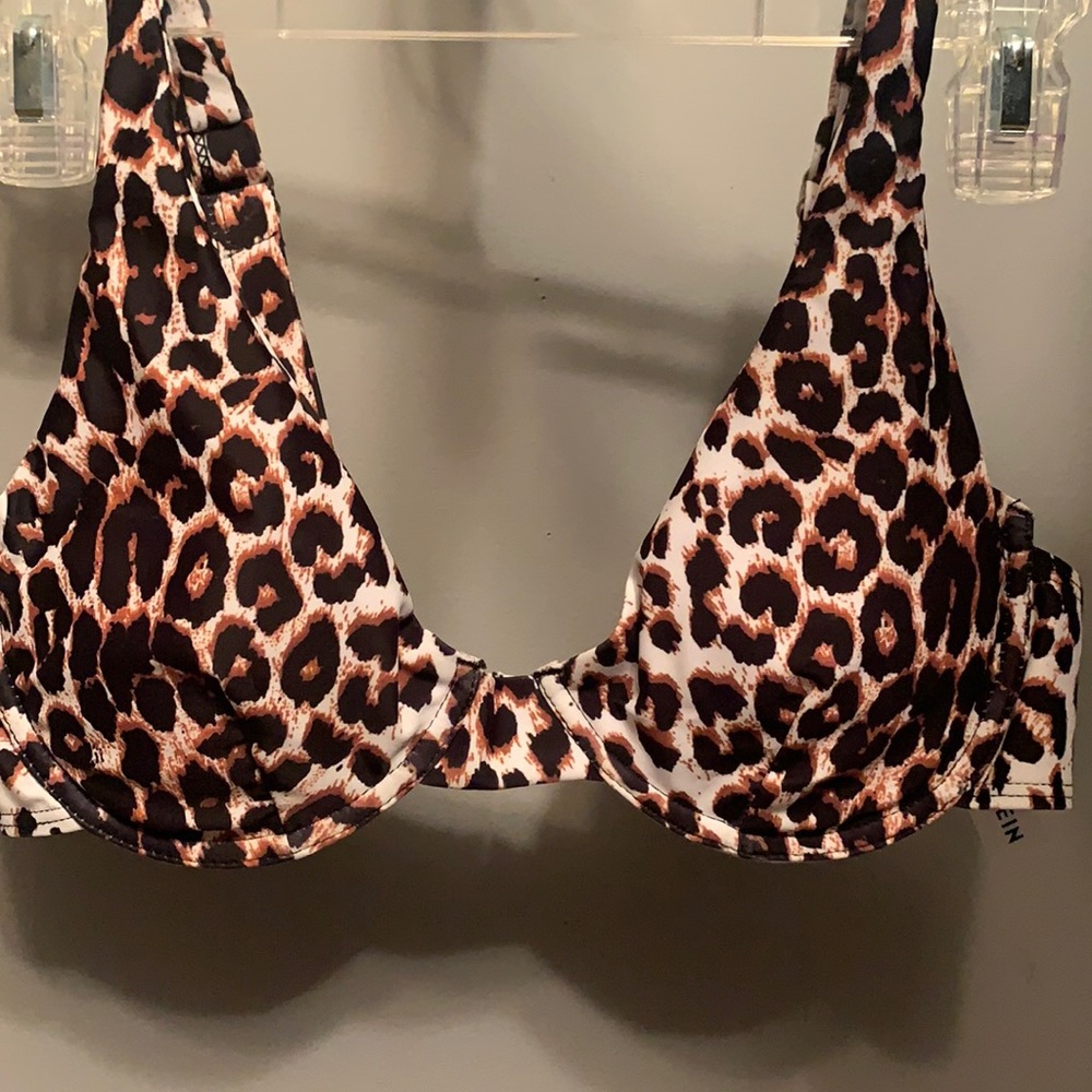 SHEIN cheetah print bathing suit top